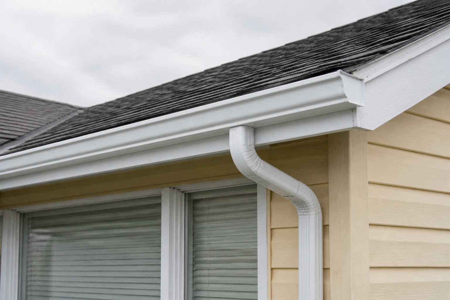 Matching repair or completion detail after work on a roofing scenario typical of Delta 1980s homes