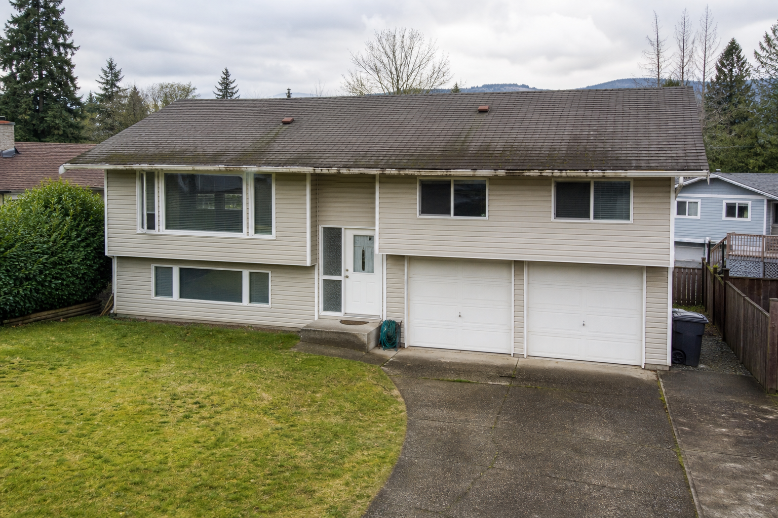 Establishing property view before work on a roofing scenario typical of Burnaby split-level homes